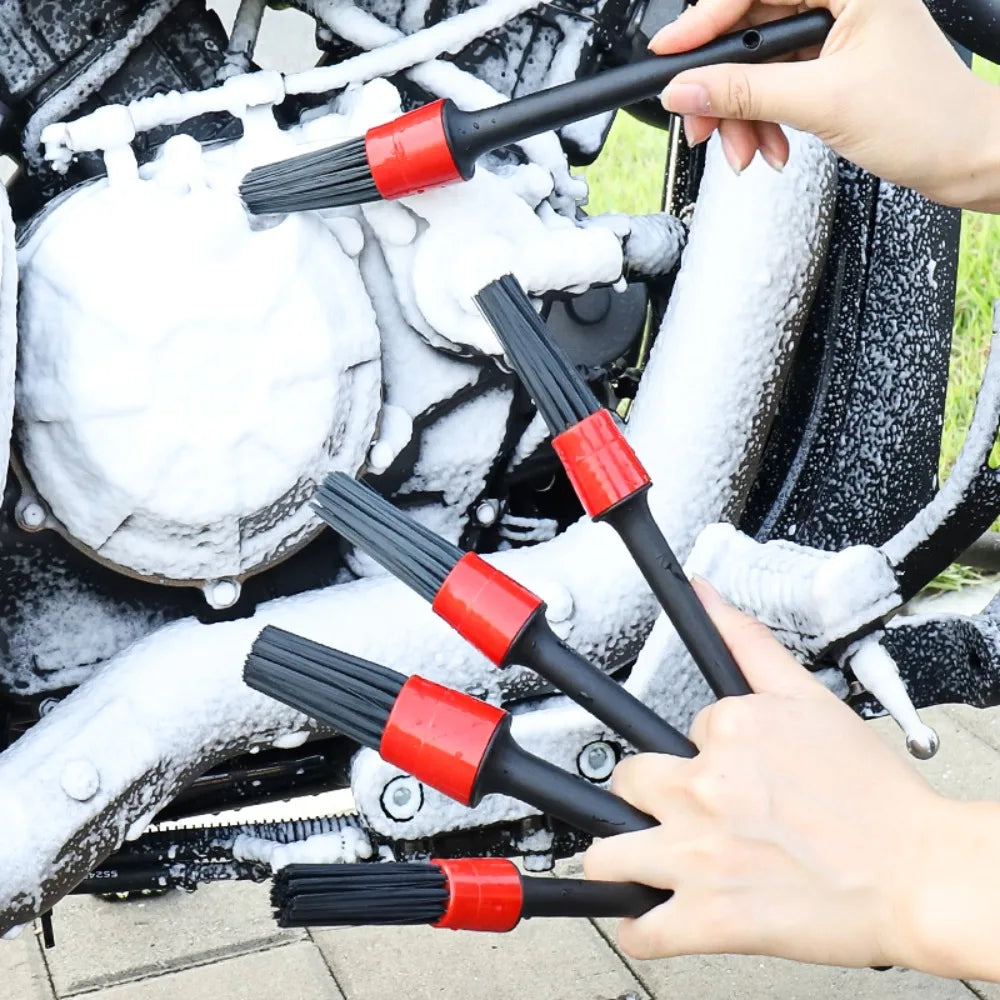 MotoDetail – Pennelli per Pulizia Moto